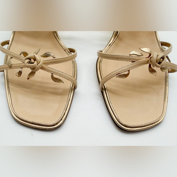 Chanel Vintage 2001 Rosebuds Strap Sandal Beige & Gold Leather Kitten Heel EU 39 - Picture 9 of 15